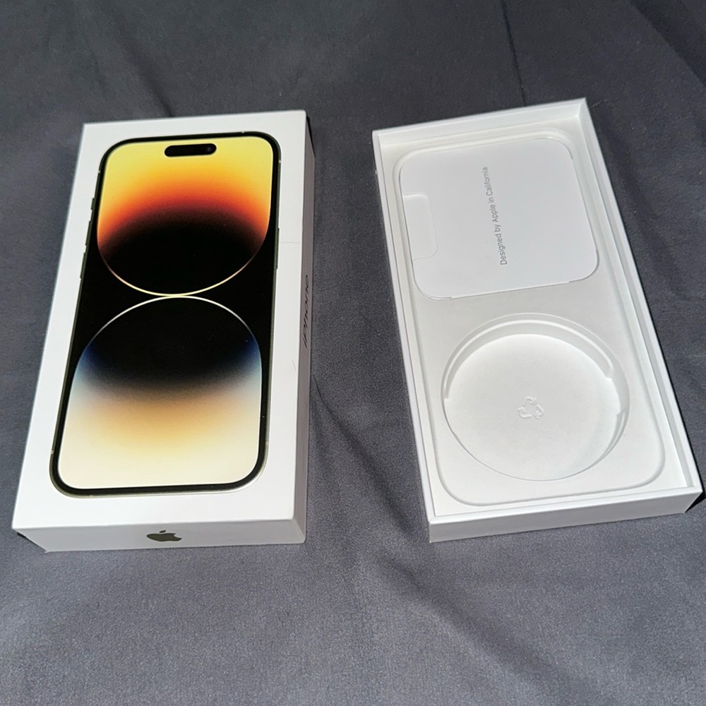 iPhone box
